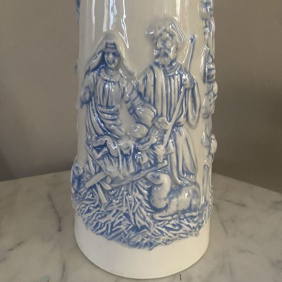VTG HOLLAND MOLD CERAMIC NIGHT LIGHT Candle Shade NATIVITY SCENE Blue And White - Picture 2 of 6
